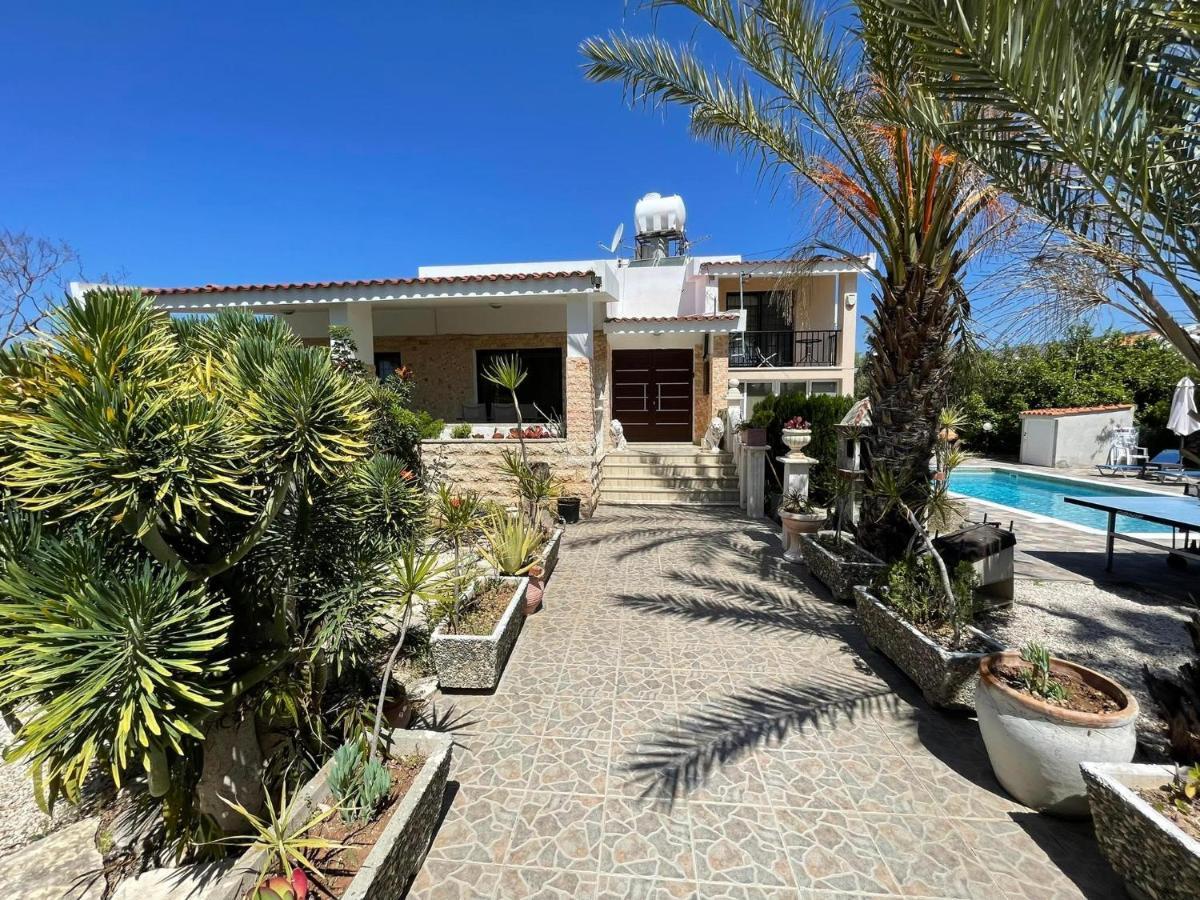 Villa Ocean Stones 1Km From Main Coral Bay Beach Peyia Exterior photo