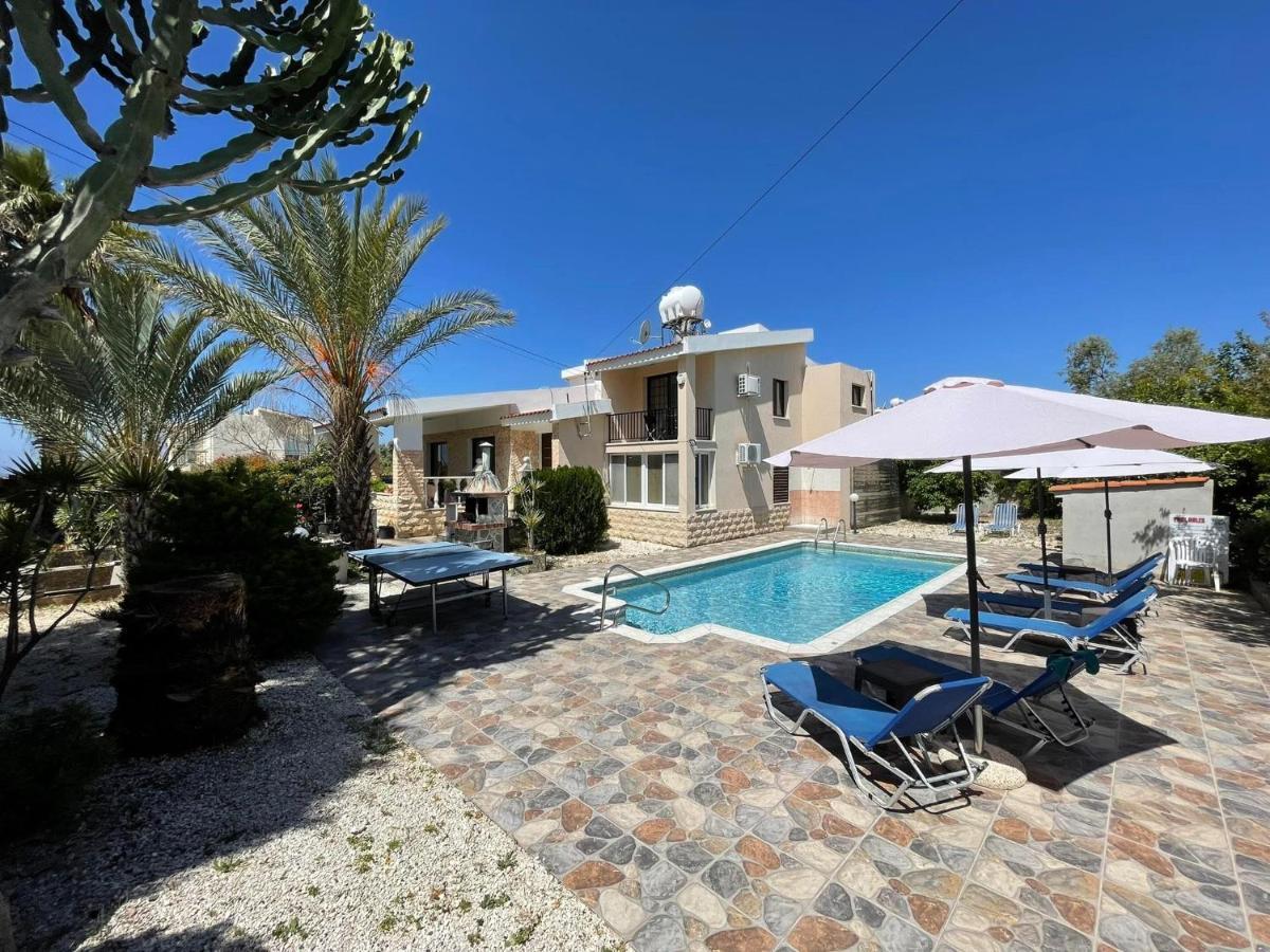 Villa Ocean Stones 1Km From Main Coral Bay Beach Peyia Exterior photo