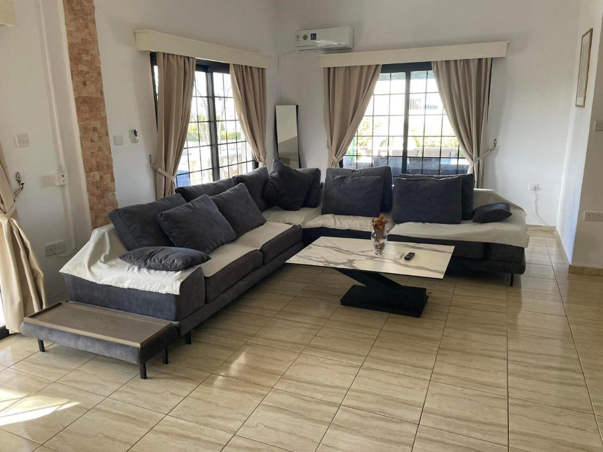 Villa Ocean Stones 1Km From Main Coral Bay Beach Peyia Exterior photo