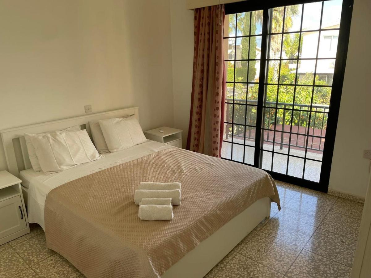 Villa Ocean Stones 1Km From Main Coral Bay Beach Peyia Exterior photo